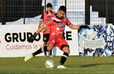Alan Luque regresa al once de For Ever