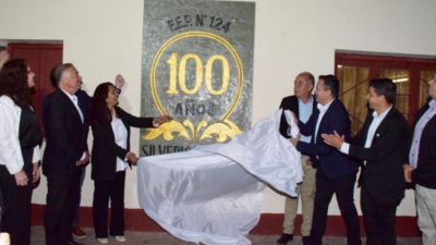 Las Breñas: la Escuela 124 celebrósu centenario con acto y cena