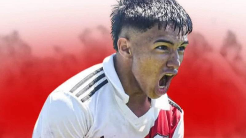 Esquivel, el delantero de Barranqueras, que se ilusiona con hacer un buen mundial