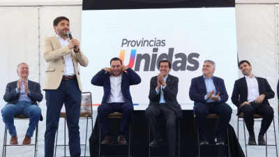 El gobierno prepara una convocatoria con gobernadores