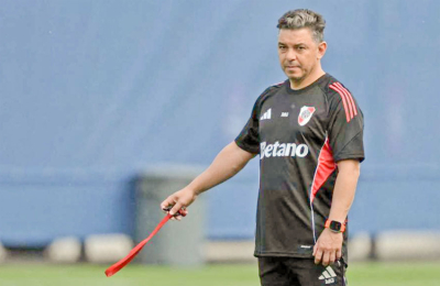 River, obligado a ganar frente a Vélez, y Boca va por el uno de la zona ante Tigre