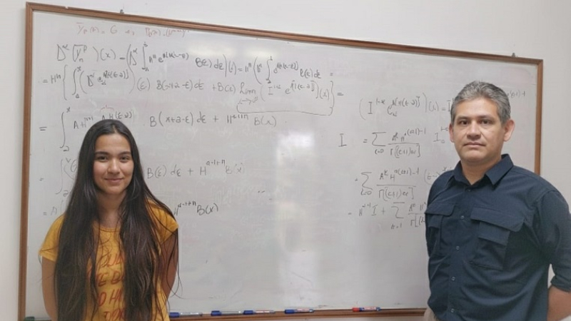 Innovador estudio de ecuaciones matemáticas que incorpora memoria a los sistemas