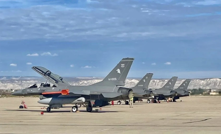 f16-2.jpg