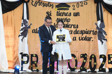 acto ciclo lectivo (6).jpg
