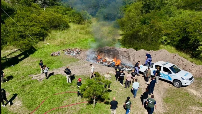 La Justicia Federal amplió la prisión preventiva para los siete policías detenidos por el robo de cocaína