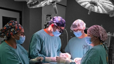 Servicio de Cirugía de Cabeza y Cuello con atención multidisciplinaria