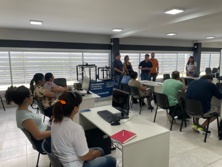 3 Capacitación en impresión 3D (3).jpg