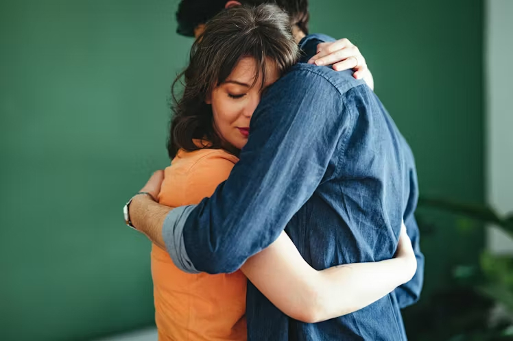 abrazo2.jpg