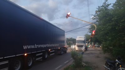 Dos operarios de Secheep heridos tras ser embestidos por un camión
