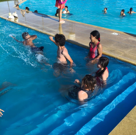 Taller de verano salud mental Cs Gurrieri en el Parque Acuático.jpeg