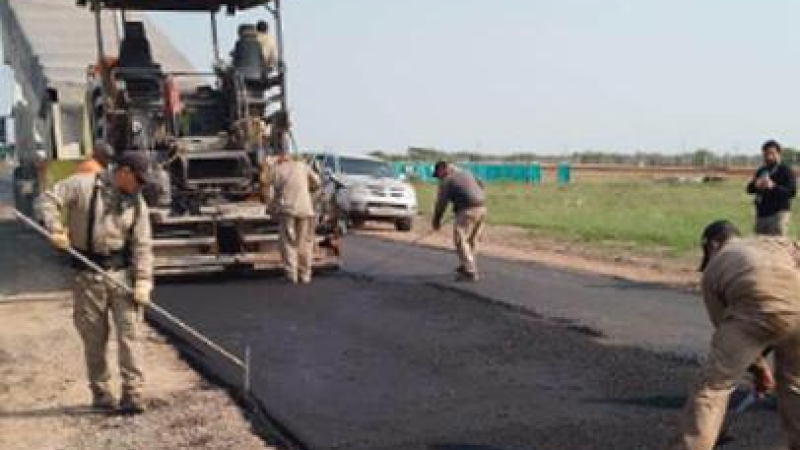 Avanza la pavimentación en la calle Martín Rodríguez