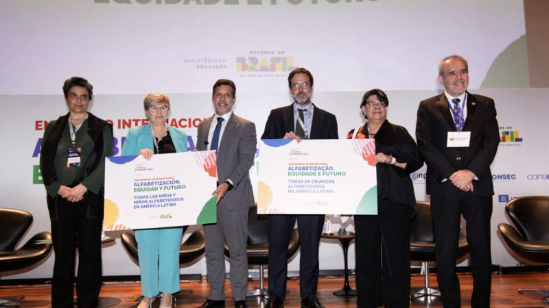 La ministra de Educación expuso la experiencia del Chaco en un encuentro internacional
