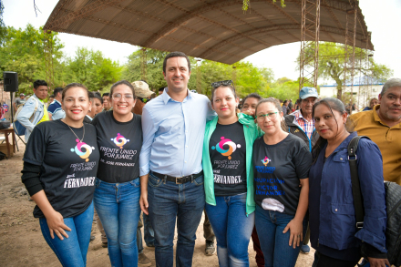 EBER SOLIS EN ING JUAREZ5.jpg