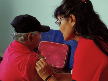 Vacunación residencias adultos mayores en el interior (3).jpeg