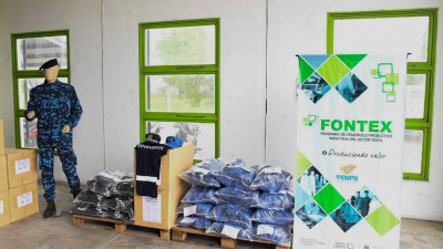 Entrega de más de 3600 uniformes a la Policía de Formosa 