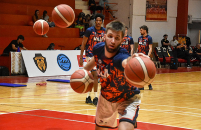 Estefano Simondi, una baja clave para Villa en la serie ante Lanús