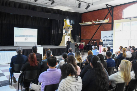 Formosa presentó el Programa CAT en el Nivel Secundario.jpg