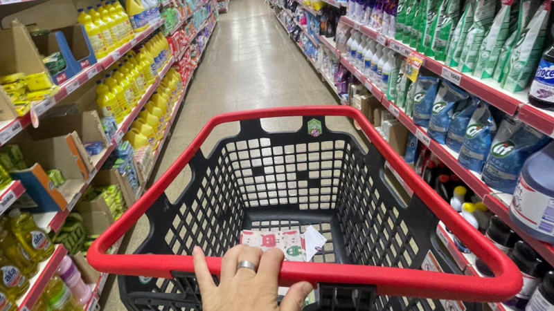 La inflación fue de 2,6% en abril y ya acumula 32,4% interanual