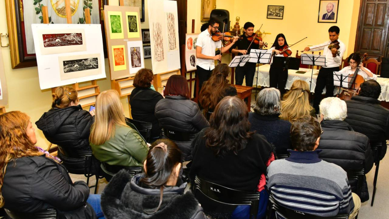 Muestra de grabado en el Museo "Juan Pablo Duffard"