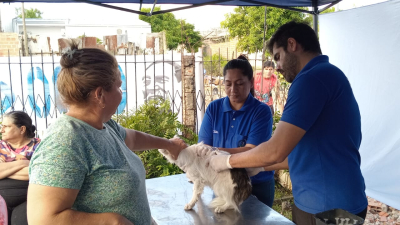El programa Cuidado Responsable de Mascotas visitó el barrio Santa Rosa