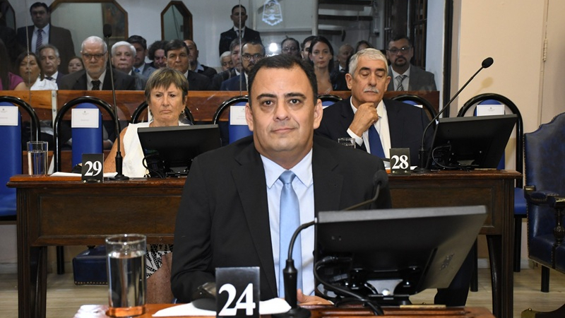 "Paoltroni y Basualdo piensan que están por encima de las leyes"