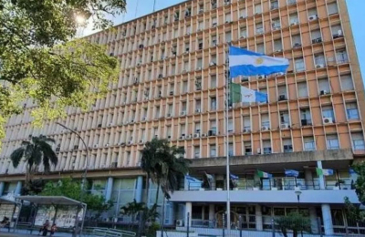 Judiciales y estatales de Casa de Gobierno, con jornada reducida para llegar a horario al partido de Argentina