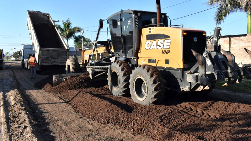 Avanzan las obras de ripio en el Barrio Las Palmeras