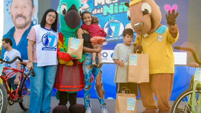 Familias del barrio Lisbel Rivira compartieron festejos por el Mes del Niño