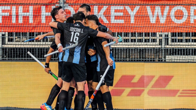 Los Leones derrotaron a Inglaterra y dieron un paso clave en el torneo