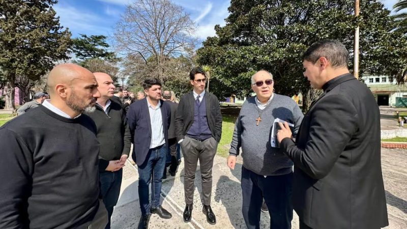Una delegación del Vaticano recorrió el Cottolengo Don Orione