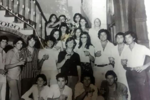 Medio siglo después, la promoción 1976 se  reunirá para rememorar historias y recuerdos