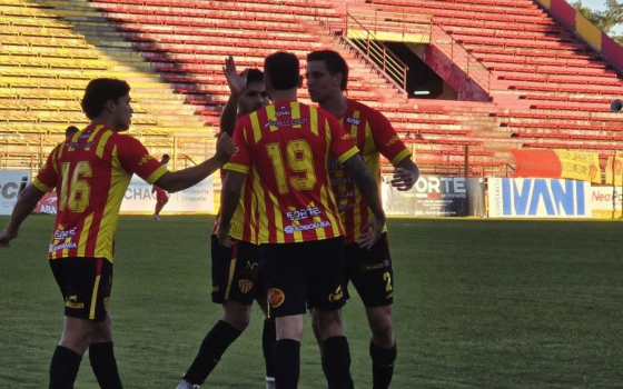 Sarmiento descendió al Argentino del Interior tras caer ante Gimnasia