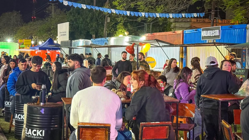 Mercado Comunitario de Emprendedores presenta su Día de la Madre y la Familia