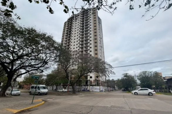 Una década de intentos de venta para un edificio que no despierta interés
