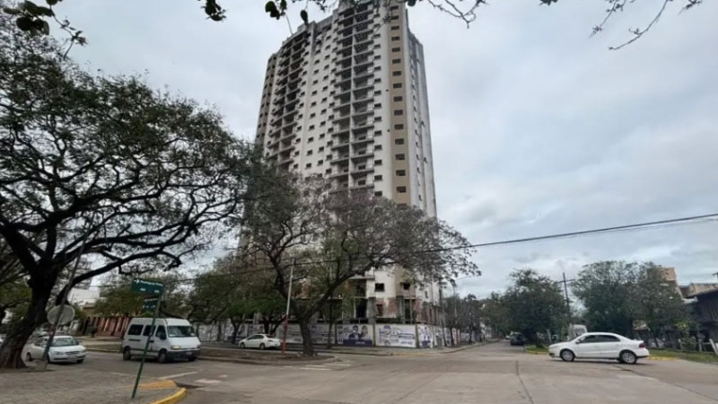 Una década de intentos de venta para un edificio que no despierta interés