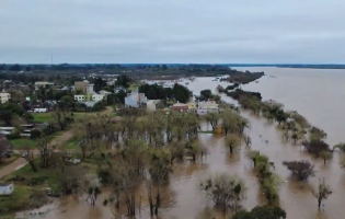 Preocupa la crecida río Uruguay y hay evacuaciones en Concordia