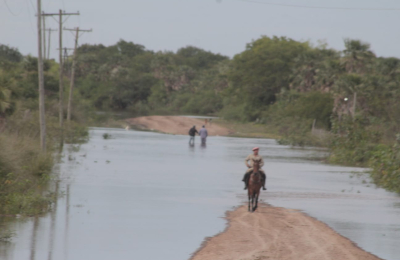 El Paraná rodea la Isla del Cerrito y complica a familias de Colonia Benítez