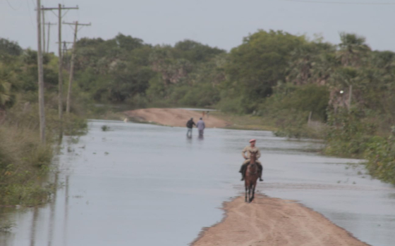 El Paraná rodea la Isla del Cerrito y complica a familias de Colonia Benítez