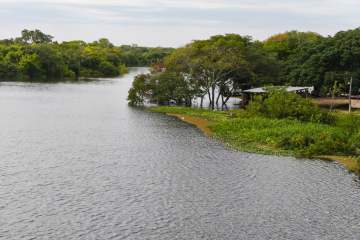 El Paraná se estacionó y el Paraguay aumentó su nivel
