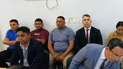 Comenzó el juicio contra el comisario Melchiori y cuatro policías por el caso de los médicos solidarios en Taco Pozo