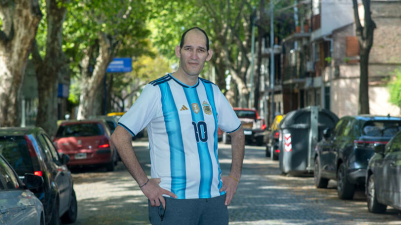 Sergio Chiquito Gómez, el hombre más alto de la Argentina que necesita ayuda
