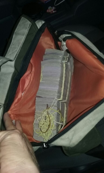 dinerosecuestro.jpg