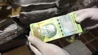 Hallan más de 25 toneladas de bolívares en Paraguay