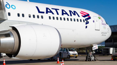 Avión con 170 pasajeros varado en Resistencia 