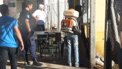 Fumigación en la alcaidía de Charata