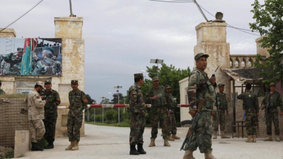 Al menos 60 muertos y unos 70 heridos en un ataque talibán al ejército afgano