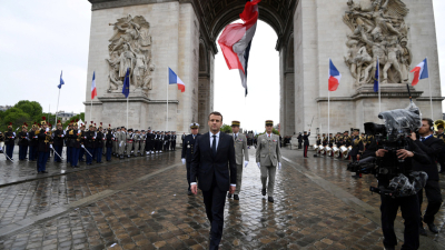 Macron ya es presidente de Francia