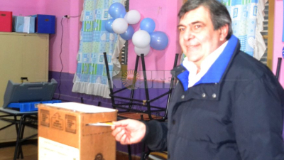 Peche sorprendido por las inasistencias de las autoridades de mesa
