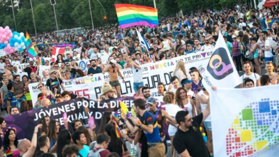 Marcha del orgullo: el mensaje de un padre que recorre el mundo