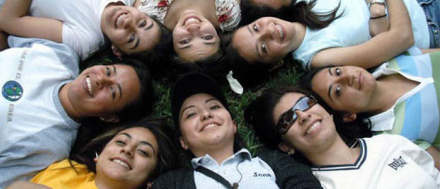 Jovenes.jpg